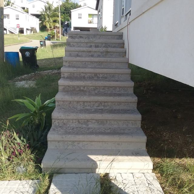 Concrete steps after cleaning
